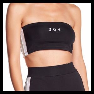 🔥NWT🔥304 Cord strapless black top